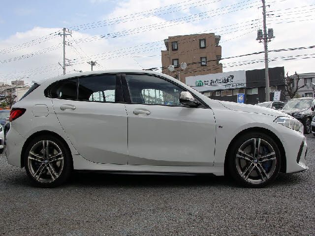 BMW 1SERIES 2019 Image 31