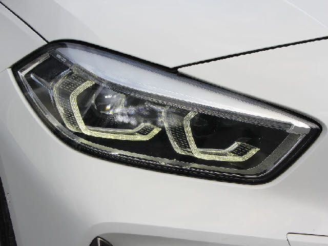 BMW 1SERIES 2019 Image 31