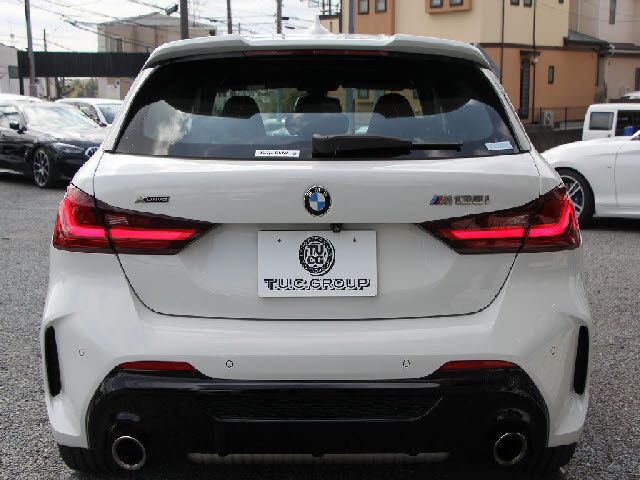 BMW 1SERIES 2019 Image 31