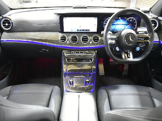 MERCEDES BENZ MERCEDES AMG E CLASS 2021 Image 31