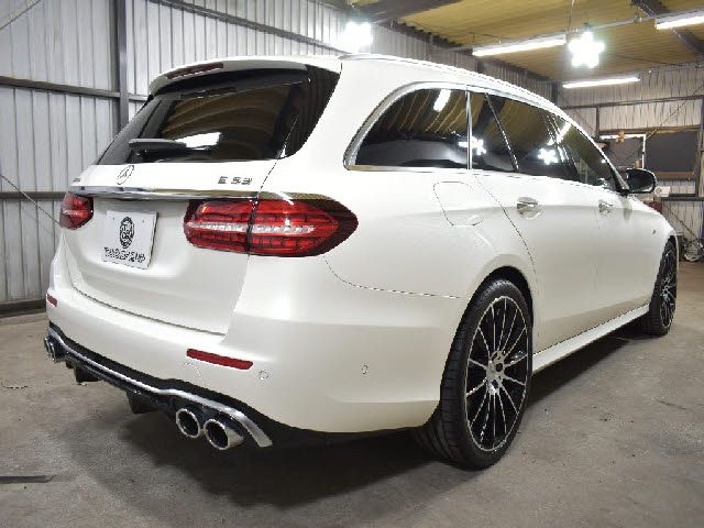 MERCEDES BENZ MERCEDES AMG E CLASS 2021 Image 31