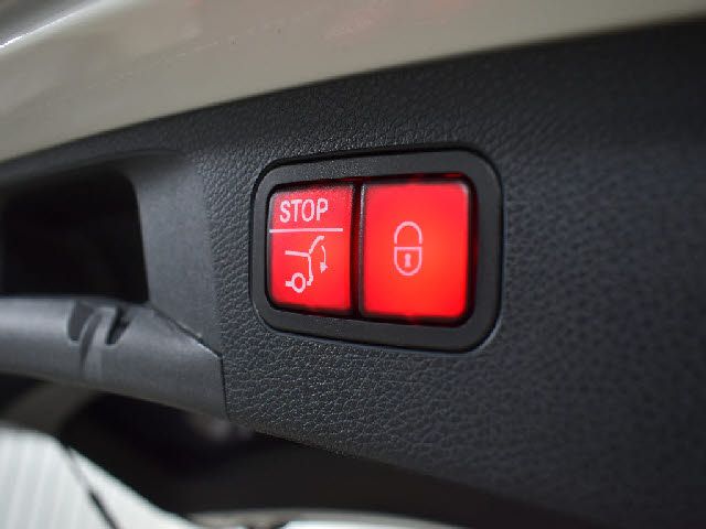 MERCEDES BENZ MERCEDES AMG E CLASS 2021 Image 31