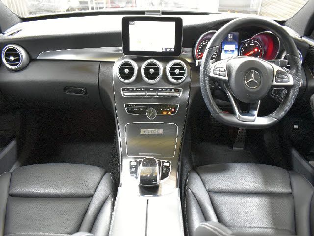 MERCEDES BENZ C CLAS 2017 Image 31