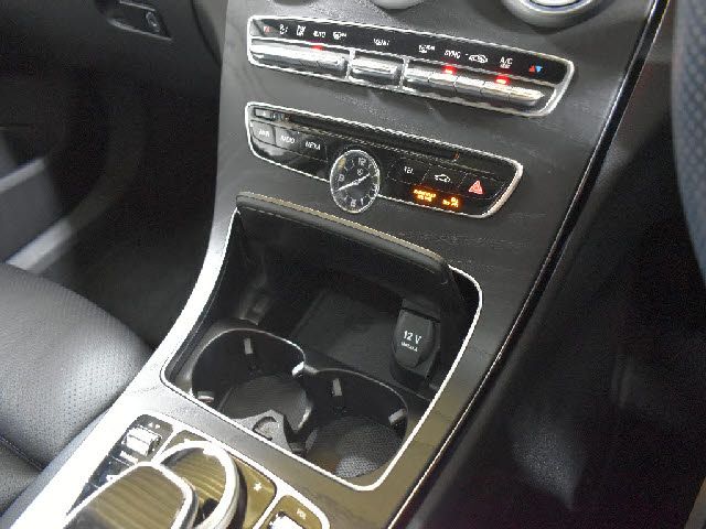 MERCEDES BENZ C CLAS 2017 Image 31
