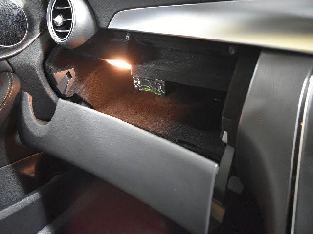 MERCEDES BENZ C CLAS 2017 Image 31