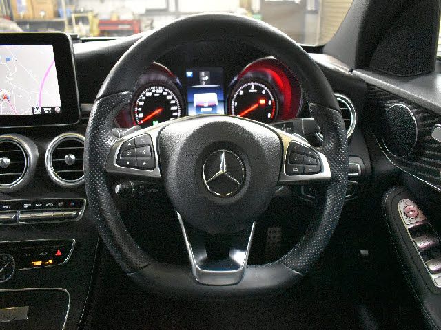 MERCEDES BENZ C CLAS 2017 Image 31