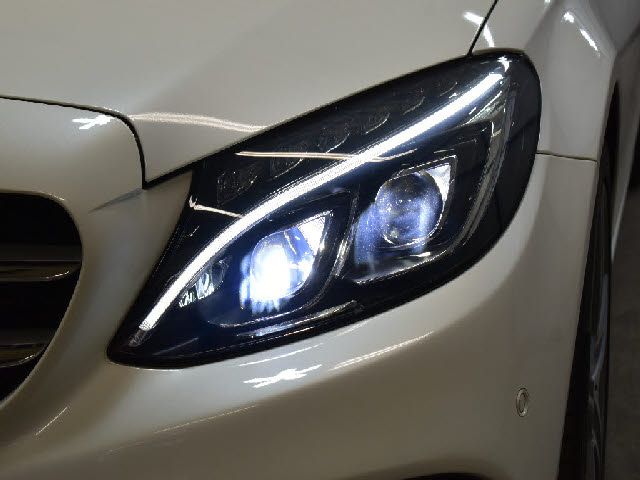 MERCEDES BENZ C CLAS 2017 Image 31