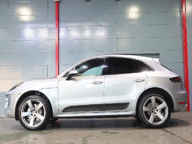 PORSCHE MACAN 2019 Image 31