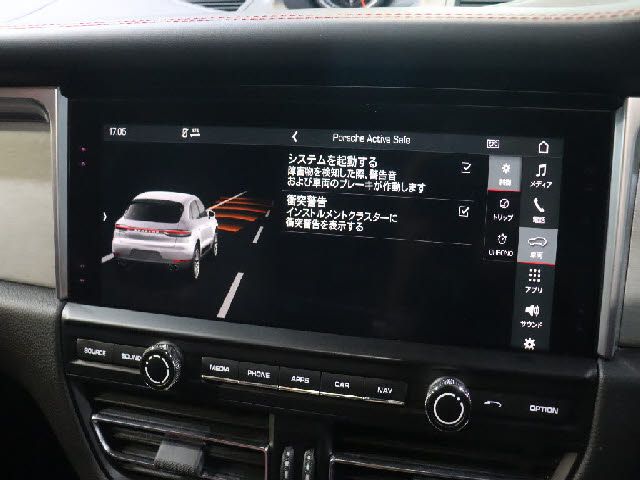 PORSCHE MACAN 2019 Image 31