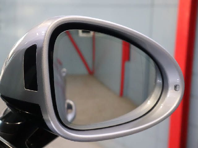 PORSCHE MACAN 2019 Image 31