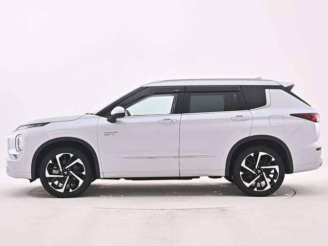 MITSUBISHI OUTLANDER PHEV 2022 Image 31