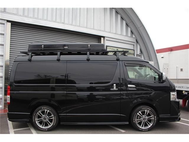 TOYOTA HIACE VAN 4WD 2022 Image 31
