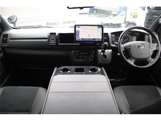 TOYOTA HIACE VAN 4WD 2022 Image 31