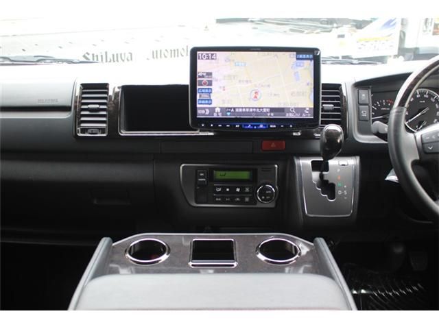 TOYOTA HIACE VAN 4WD 2022 Image 31