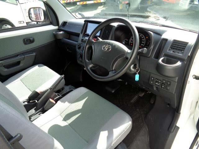 TOYOTA TOWNACE VAN 4WD 2024 Image 31