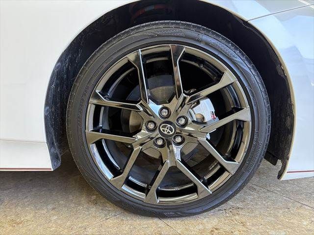 TOYOTA PRIUS PHV 2018 Image 31