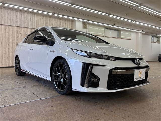 TOYOTA PRIUS PHV 2018 Image 31