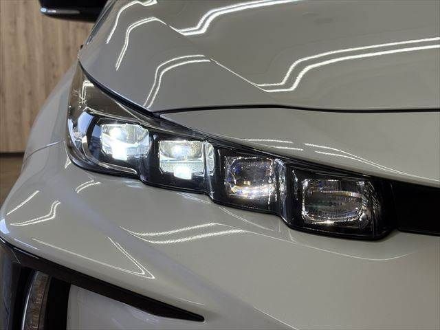 TOYOTA PRIUS PHV 2018 Image 31