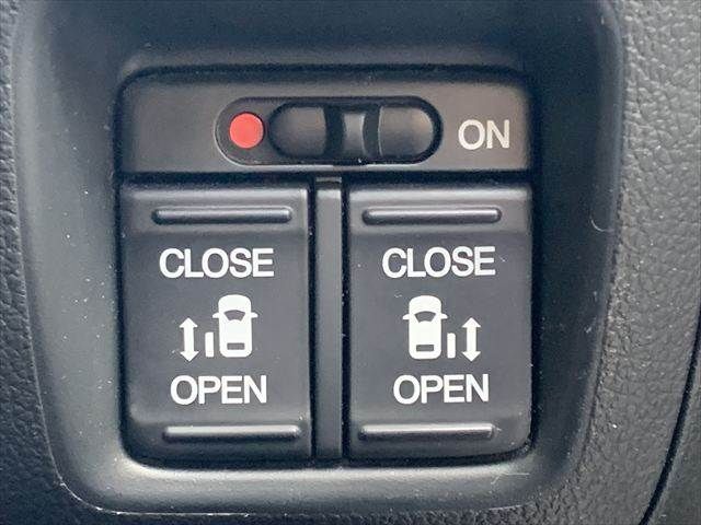 HONDA N BOX CUSTOM 2015 Image 31