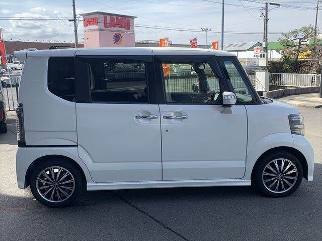 HONDA N BOX CUSTOM 2015 Image 31