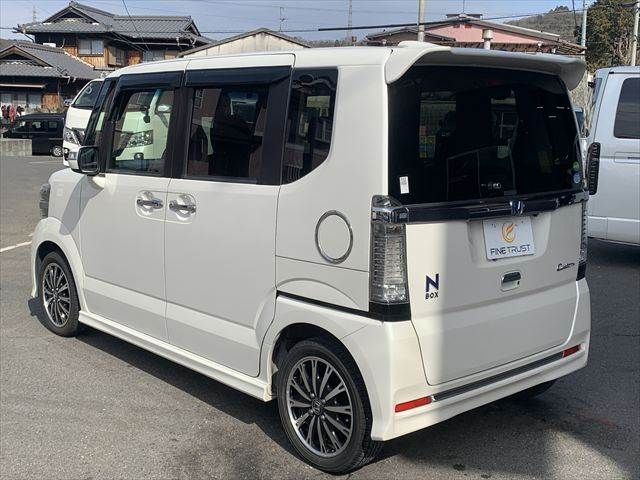 HONDA N BOX CUSTOM 2015 Image 31