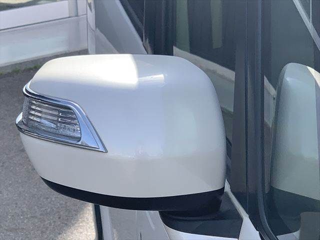 HONDA N BOX CUSTOM 2015 Image 31