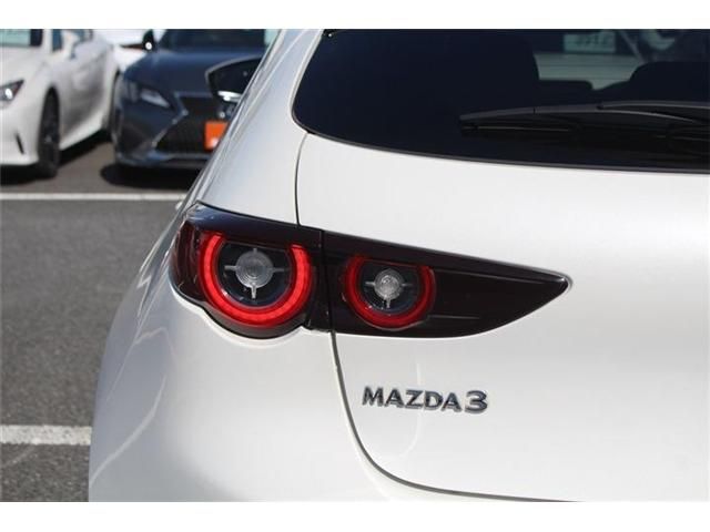 MAZDA 3 FASTBACK 2023 Image 31