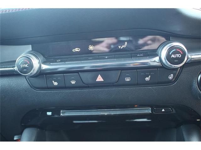 MAZDA 3 FASTBACK 2023 Image 31