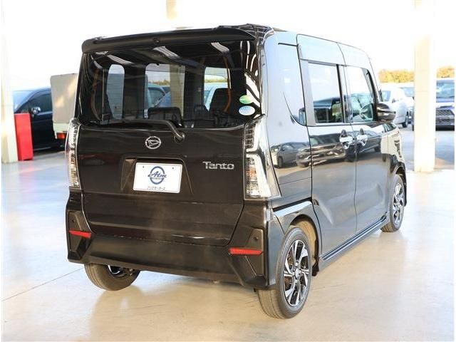 DAIHATSU TANTO CUSTOM 2019 Image 31