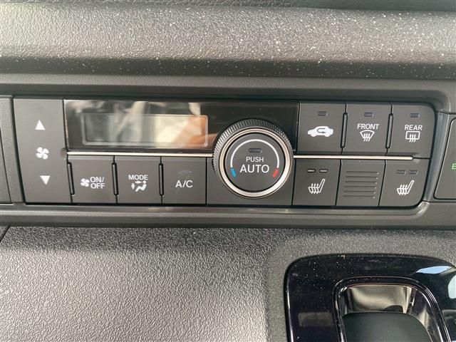 HONDA N BOX CUSTOM 2023 Image 31