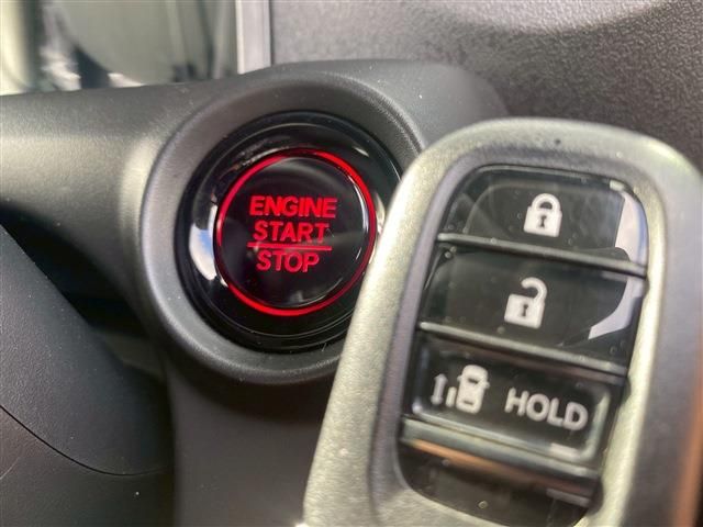 HONDA N BOX CUSTOM 2023 Image 31