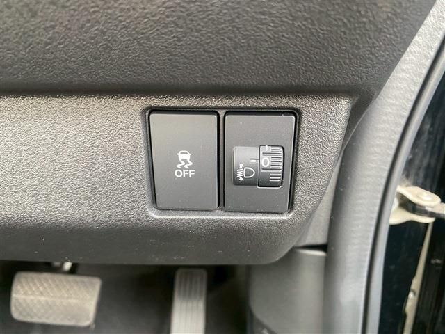 HONDA N BOX CUSTOM 2023 Image 31