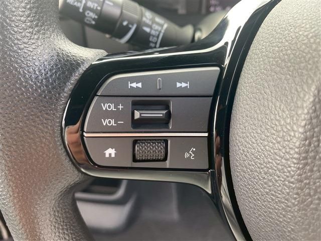 HONDA N BOX CUSTOM 2023 Image 31