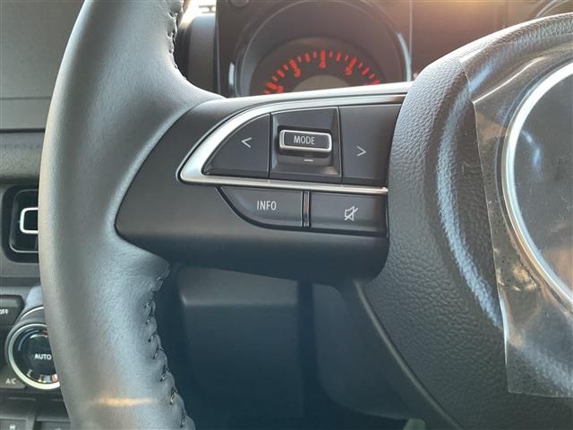 SUZUKI JIMNY NOMADE 2025 Image 31