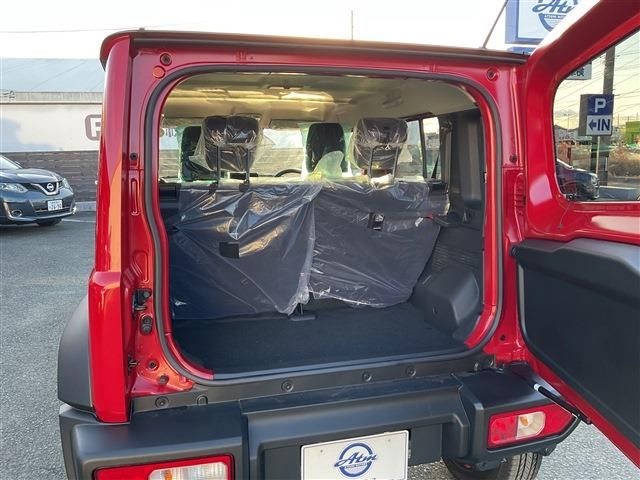 SUZUKI JIMNY NOMADE 2025 Image 31