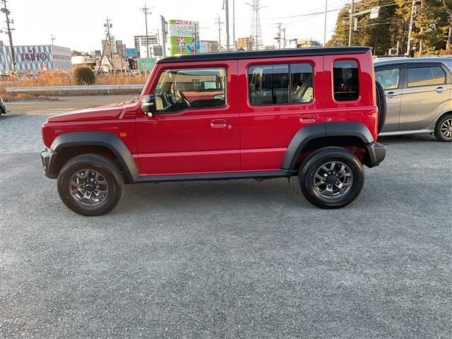 SUZUKI JIMNY NOMADE 2025 Image 31