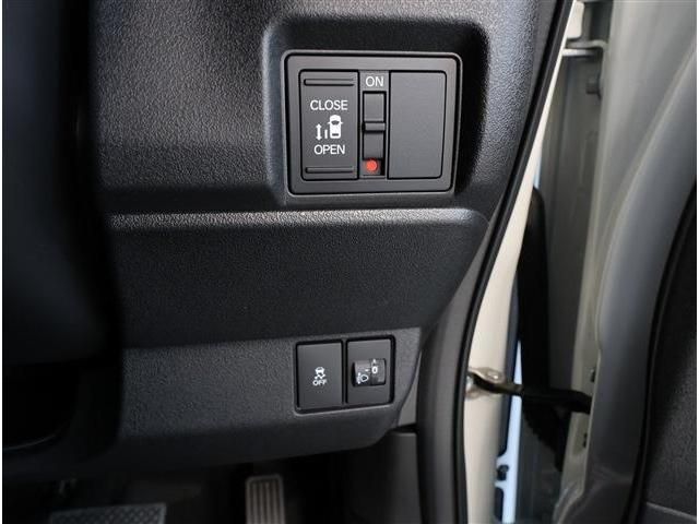 HONDA N BOX CUSTOM 4WD 2025 Image 31