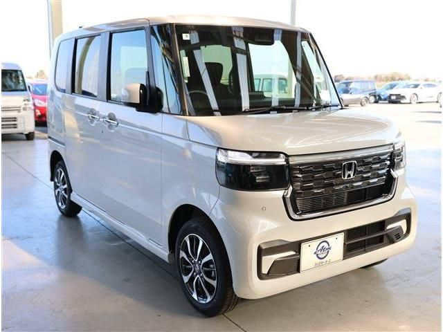 HONDA N BOX CUSTOM 4WD 2025 Image 31