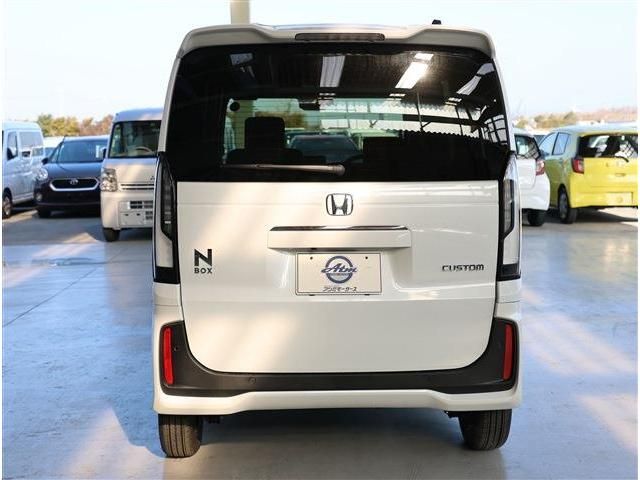HONDA N BOX CUSTOM 4WD 2025 Image 31