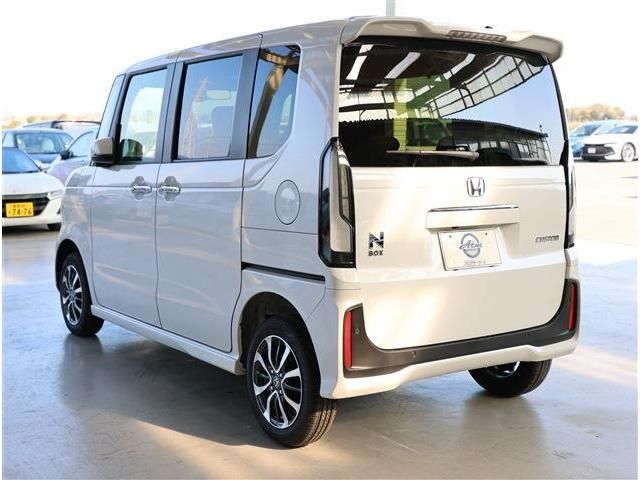 HONDA N BOX CUSTOM 4WD 2025 Image 31