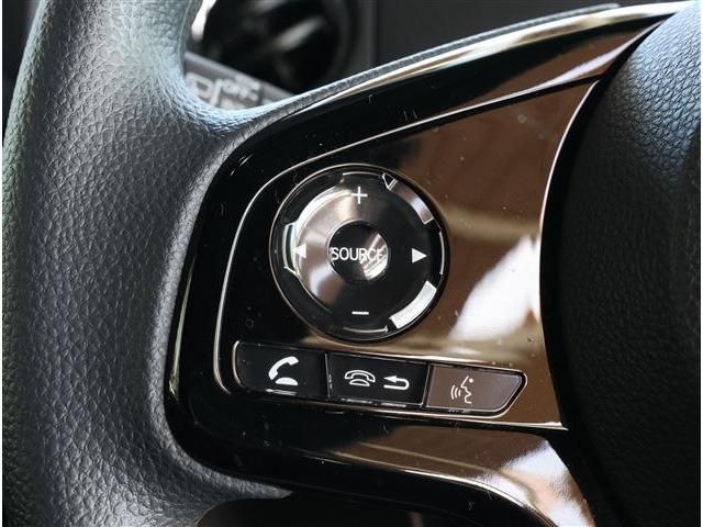 HONDA N BOX CUSTOM 2023 Image 31