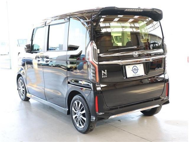 HONDA N BOX CUSTOM 2023 Image 31