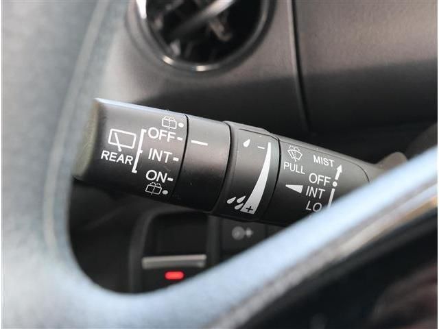 HONDA N BOX CUSTOM 2023 Image 31