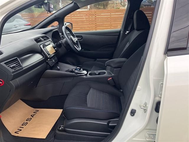 NISSAN LEAF 2019 Image 31