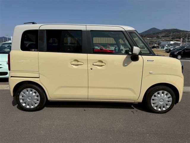SUZUKI WAGON R SMILE 2025 Image 31