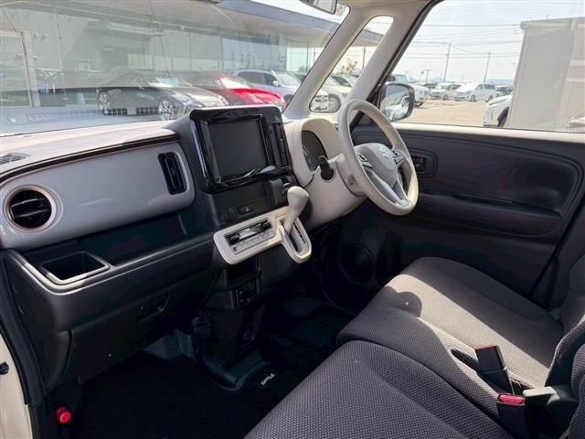 SUZUKI WAGON R SMILE 2025 Image 31