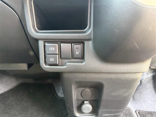 SUZUKI WAGON R SMILE 2025 Image 31