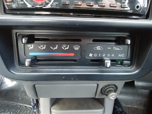 NISSAN AD MAX WG 1994 Image 31