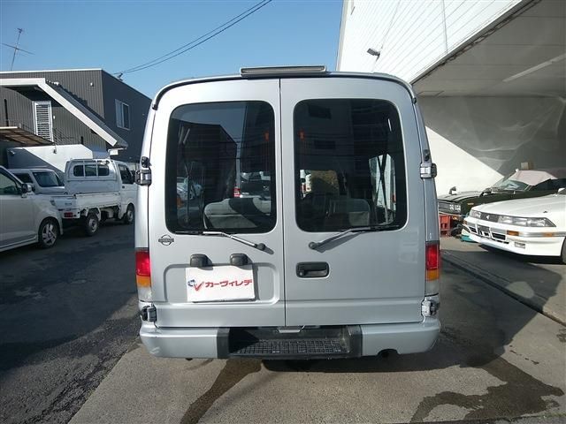 NISSAN AD MAX WG 1994 Image 31