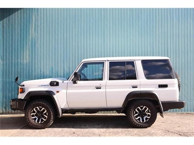 TOYOTA LANDCRUISER 70 2025 Image 31